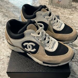 Chanel Sneakers 39.5